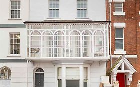 Beautiful City Centre Flat With Free Parking